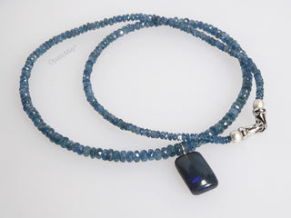 Collana opale