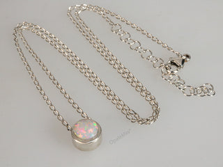 Enrosadira collana
