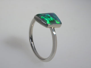 Anello opale