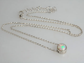 Collana opale