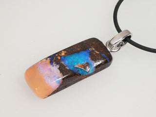 Pendente opale boulder australiano