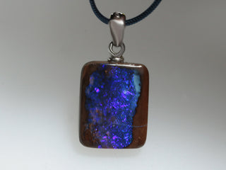 Ciondolo opale boulder australiano