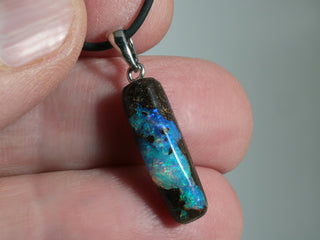 Pendente opale boulder australiano