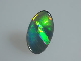 Opale nero australiano
