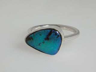Anello opale boulder australiano