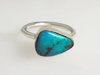 Anello opale boulder australiano