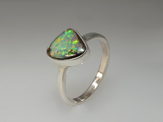 Anello opale boulder australiano