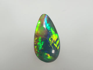 Opale nero australiano