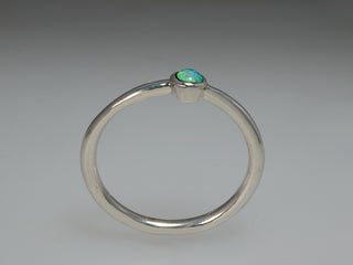 Ring with Australian opal in 935 silver