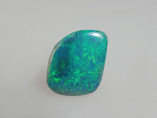 Opale nero australiano