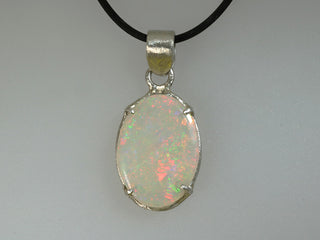 Light opal pendant in argentium 935