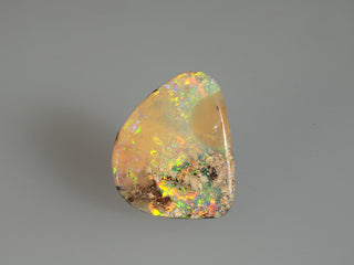 Opale boulder australiano