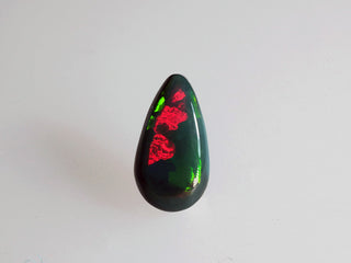 Opale nero australiano