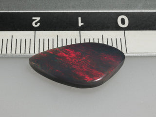 Opale nero australiano