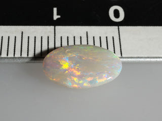 Opale chiaro australiano