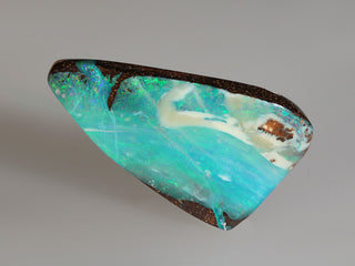 Opale boulder australiano