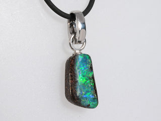 Pendente opale boulder australiano