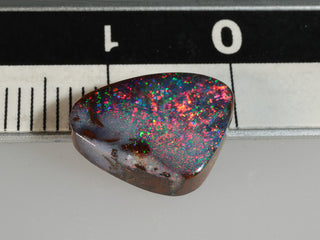 Opale boulder australiano