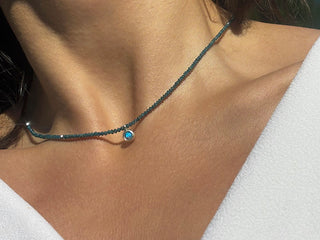 Collana con opale australiano e diamanti