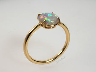 Anello opale oro 18k