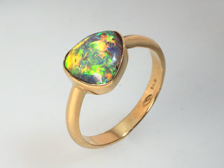 Anello opale